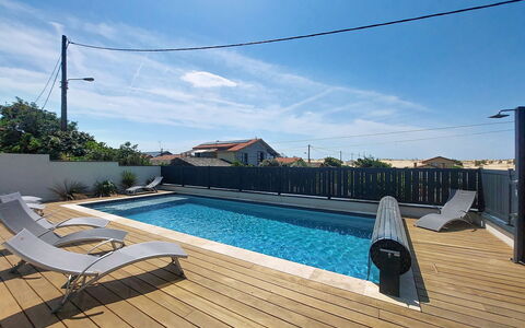 Villa Dune: Schwimmbad, Verbundwerkstoff, Resort, Schatten, Eco Hotel, Gartenmöbel, Deck, Hotel, Sonnenliege