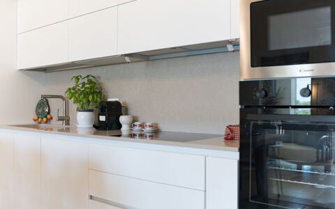 Lacorte di Ninetta: Cabinetry, Küchengerät, Küche, Countertop, Interior Design, Haushaltsgerät, Major Appliance, Flooring, Möbel, Schublade