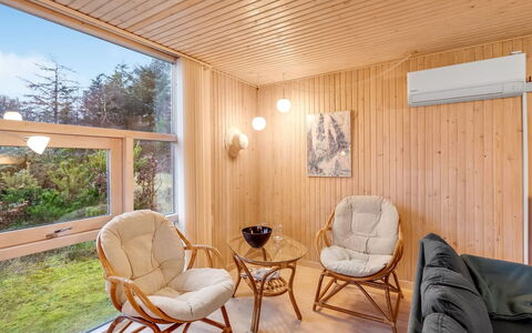 Gidske - 850M from the Sea: Interior Design, Möbel, Flooring, Fussboden, Holz, Decke, Holzboden, Zimmer, Wohnzimmer, Beleuchtung