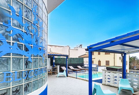 Blu Corallo: Blau, Verbundwerkstoff, Schwimmbad, Wohnung, Schatten, Hotel, Resort