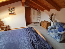 Chalet Haus (Bei Einfahrt Grosser Nussbaum )