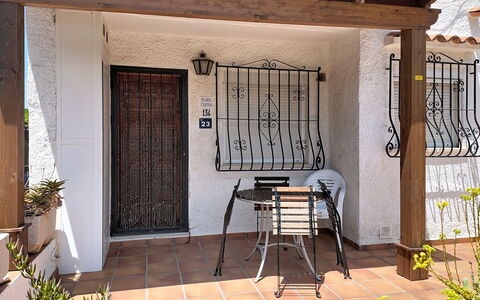 Mimosa i: Tür, Eisen, Holzbeize, Blumentopf, Veranda, Zimmerpflanze, Home Door, Hartholz, Design, Outdoor Struktur
