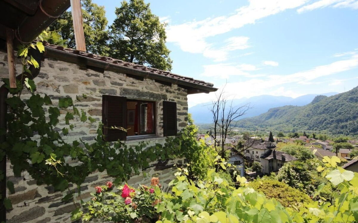 Charmantes Tessiner Haus mit Absoluter Privatsphär