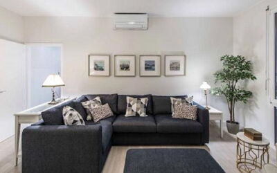 Elegante Penthouse-Wohnung mit Seeblick