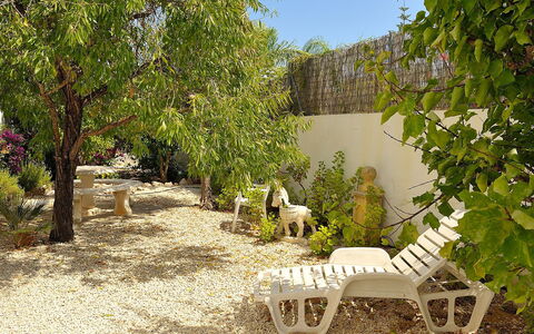 Reposo: Eigentum, Vegetation, Baum, Grundeigentum, Haus, Botanik, Garten, Möbel, Die Architektur, Garten