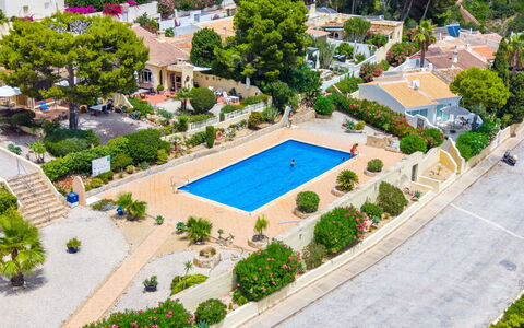 Pueblo de la Luz: Urban Design, Resort, Estate, Landscaping, Schwimmbad, Ferienort, Vogelperspektive, Luftaufnahmen, Hotel, Villa