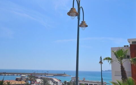 Atarazanas: Strassenlicht, Light Fixture, Beleuchtung, Himmel, Urlaub, Meer, Pole, Pflanze, Küste, Tourismus