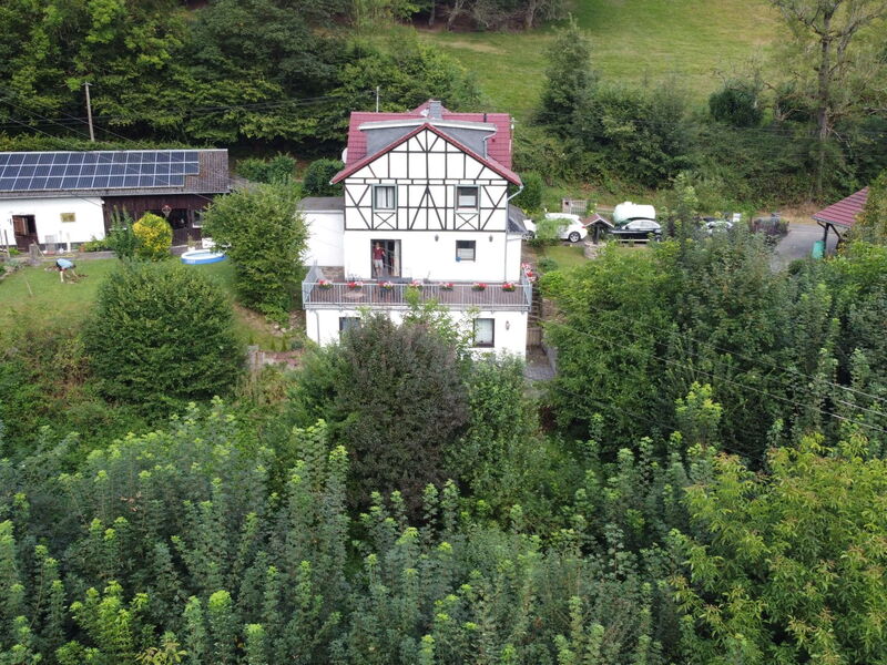In Waldbreitbach mit Whirlpool