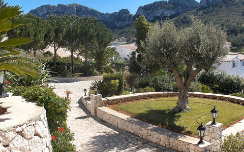 Paraje de Libertad: Berg, Bergforms, Eigentum, Wildnis, Tourismus, Botanik, Baum, Gebirge, Himmel, Garten
