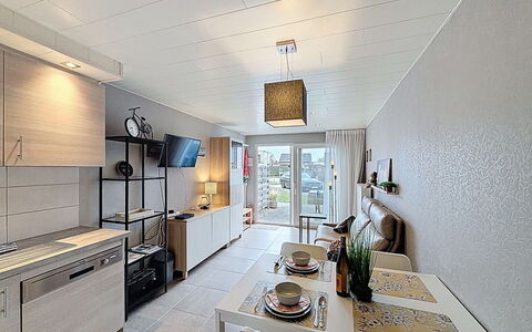 Tureluur Ii with Terrace: Interior Design, Flooring, Wand, Möbel, Fussboden, Decke, Holz, Countertop, Zimmer, Küche
