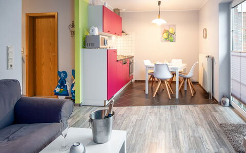 Mars: Interior Design, Flooring, Möbel, Fussboden, Decke, Zimmer, Wohnung, Stuhl, Zuhause, Wohnzimmer