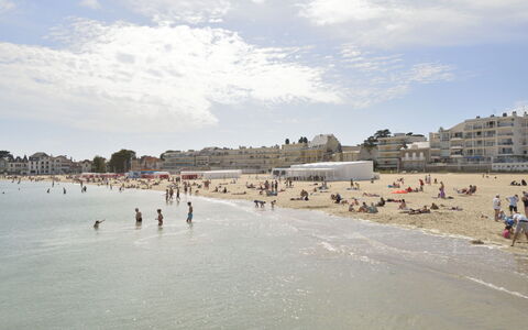 Port et Plage à Pied, Linge Inclus: Gewässer, Natürlichen Umgebung, Strand, Sommer, Sand, Erholung, Küste, Urlaub, Spass