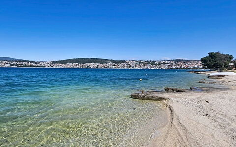 Trogir Okrug Gornji 257: Wasser, Wasservorräte, Gewässer, Küste, Strand, Küsten Und Ozeanische Forms, Meer, Ufer, Wasserweg