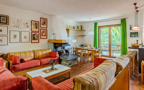 Erika: Holz, Interior Design, Möbel, Zuhause, Zimmer, Decke, Stuhl, Wohnung, Wohnzimmer, Hartholz