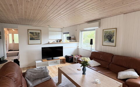Haralde - 1.4Km from the Sea: Weiss, Nummer, Steigung, Design