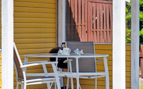 Senija - 6.5Km from the Sea: Zuhause, Dach, Haus, Tür, Hütte, Schatten, Garten, Ground, Veranda, Garten