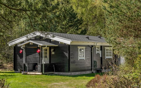 Landrich - from the Sea: Holz, Möbel, Wohnung, Zimmer, Decke, Holzbeize, Stuhl, Hartholz, Lack, Holz