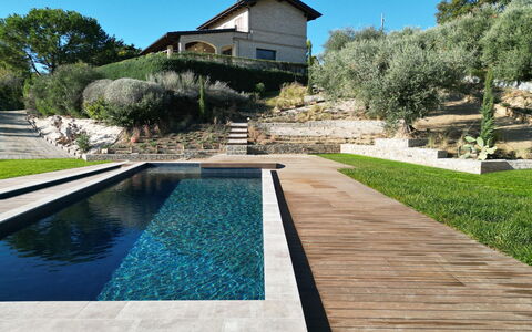 Villa Carciofa: Schwimmbad, Garten, Landscaping, Water Feature, Hinterhof, Flagstone, Walkway