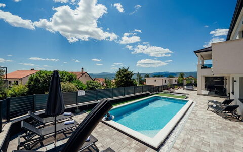 Villa Budimir: Schwimmbad, Resort, Schatten, Gartenmöbel, Eco Hotel, Hotel, Villa, Ferienort, Hof