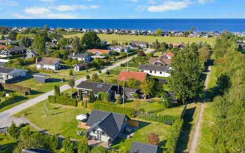 Allin - 350M from the Sea: Wohngebiet, Landschaft, Urban Design, Meer, Vorort, Küste, Vogelperspektive, Ozean, Luftaufnahmen, Landscaping
