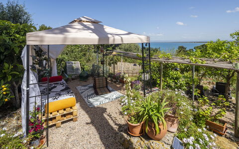 La Torre sul Ponte, Seaview, Garden