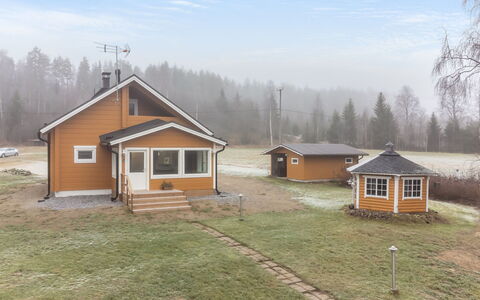 Joutsenranta: Holz, Haus, Hütte, Zuhause, Dach, Grundstueck, Ländliches Gebiet, Abstellgleis, Blockhaus, Gartenbauten