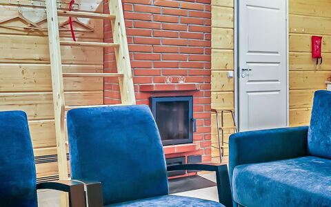 Joutsenranta: Möbel, Interior Design, Flooring, Fussboden, Holz, Stuhl, Zimmer, Wohnzimmer, Wohnung, Beleuchtung
