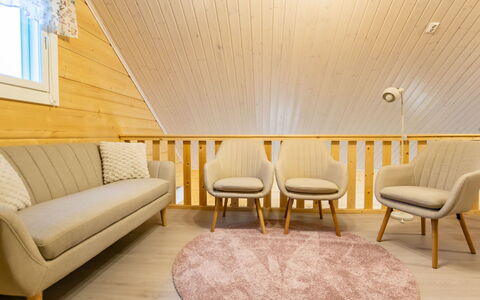 Joutsenranta: Möbel, Flooring, Fussboden, Interior Design, Holz, Holzboden, Wohnzimmer, Zimmer, Couch, Laminatboden