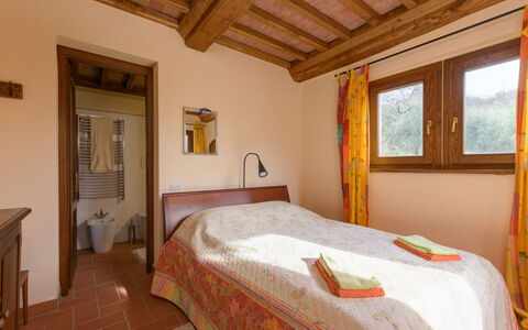 La Valle: Wand, Holz, Interior Design, Schlafzimmer, Bett, Decke, Möbel, Zuhause, Haus, Fussboden