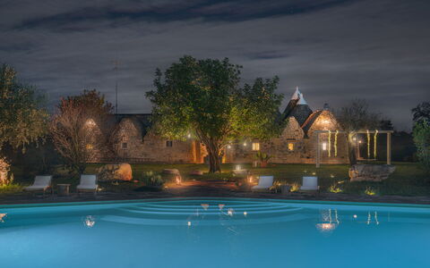 Trulli Experience, Pool, Monopoli: Estate, Nacht, Schwimmbad, Landschaft Beleuchtung, Dämmerung, Abend, Garten, Hazienda, Landscaping, Garten