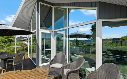 Ubavka - 100M from the Sea: Blau, Hütte, Haus, Zuhause, Bauernhaus, Estate, Abstellgleis