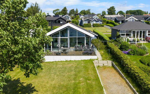 Ubavka - 100M from the Sea: Blau, Hütte, Haus, Zuhause, Bauernhaus, Estate, Abstellgleis