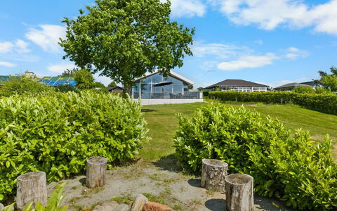 Ubavka - 100M from the Sea: Blau, Hütte, Haus, Zuhause, Bauernhaus, Estate, Abstellgleis
