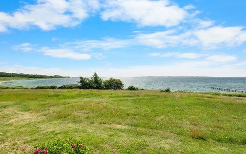Ubavka - 100M from the Sea: Blau, Hütte, Haus, Zuhause, Bauernhaus, Estate, Abstellgleis