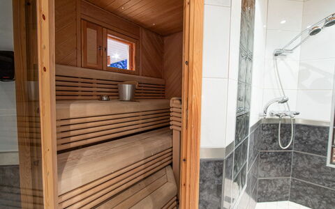 Lapinlisä: Holz, Hütte, Blockhaus, Wald, Schuppen, Gartenbauten, Lärche, Wald, Holzbeize