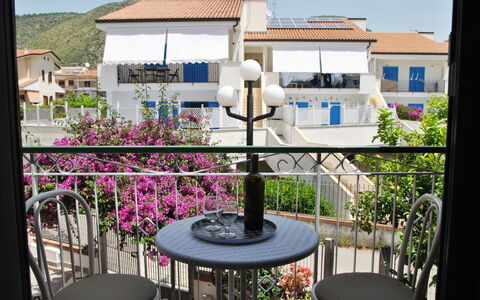 Bouganville: Wasser, Gewässer, Küste, Küsten Und Ozeanische Forms, Meer, Wohngebiet, Landschaft, Ozean, Landspitze