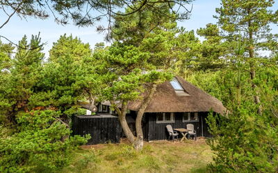 Lene - 2Km from the Sea