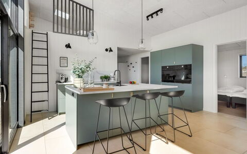 Marten - 500M from the Sea: Möbel, Interior Design, Küche, Flooring, Light Fixture, Fussboden, Countertop, Decke, Stuhl, Küche & Esszimmer Tisch