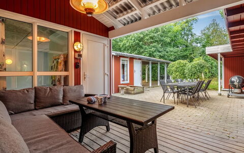 Marino - 600M from the Sea: Schwimmbad, Bauernhaus, Estate, Villa, Resort, Hazienda, Eco Hotel, Hinterhof