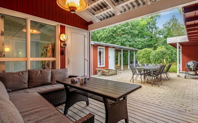 Marino - 600M from the Sea