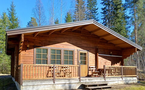 Voimatahko: Holz, Hütte, Veranda, Blockhaus, Hartholz, Holzbeize, Lärche, Gartenbauten, Holz, Deck