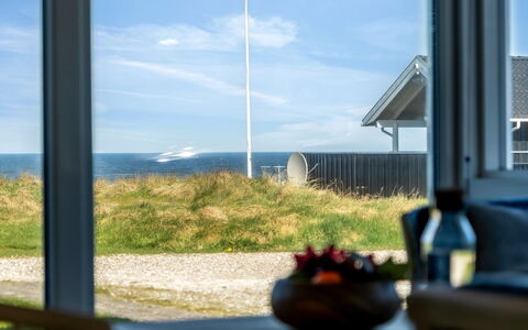 Månviva - 250M from the Sea: Himmel, Wolke, Sonnenlicht, Glas, Schatten, Daylighting, Meteorologisches Phänomen, Kumulus
