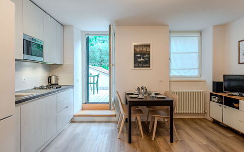 Tra Gli Ulivi: Interior Design, Flooring, Holz, Fussboden, Decke, Möbel, Zimmer, Küche, Countertop, Holzboden