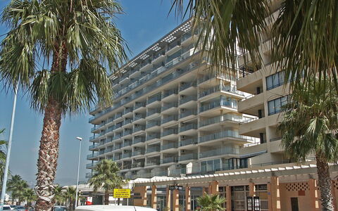 Sotavento: Gebäude, Eigentum, Wohngebiet, Wohnung, Eigentumswohnung, Mischnutzung, Nachbarschaft, Metropolitan Area, Die Architektur, Baum