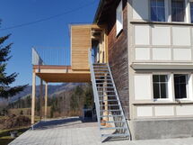 Verschlafen... in Sanfte Hügel Eingebettet.