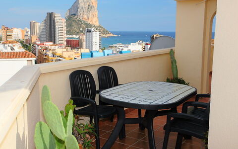 Calpe Calp 390: Eigentum, Zimmer, Grundeigentum, Balkon, Gebäude, Tabelle, Wohnung, Möbel, Haus, Eigentumswohnung