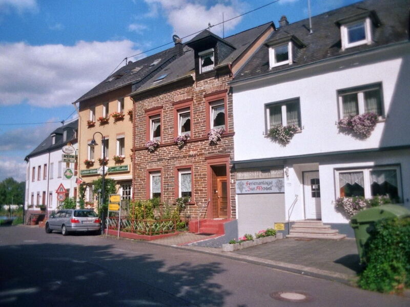 Am Moselufer