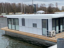 Sealoft auf der Ostsee Floatinghouse Trinity