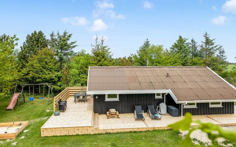 Josef - 1.2Km from the Sea: Möbel, Holz, Interior Design, Flooring, Fussboden, Stuhl, Zimmer, Decke, Wohnzimmer, Wohnung