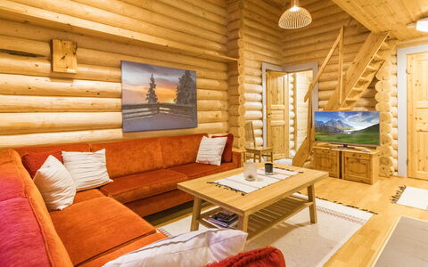 Salvostie 13, Hetta: Holz, Interior Design, Decke, Möbel, Flooring, Fussboden, Zuhause, Zimmer, Wohnzimmer, Holzbeize